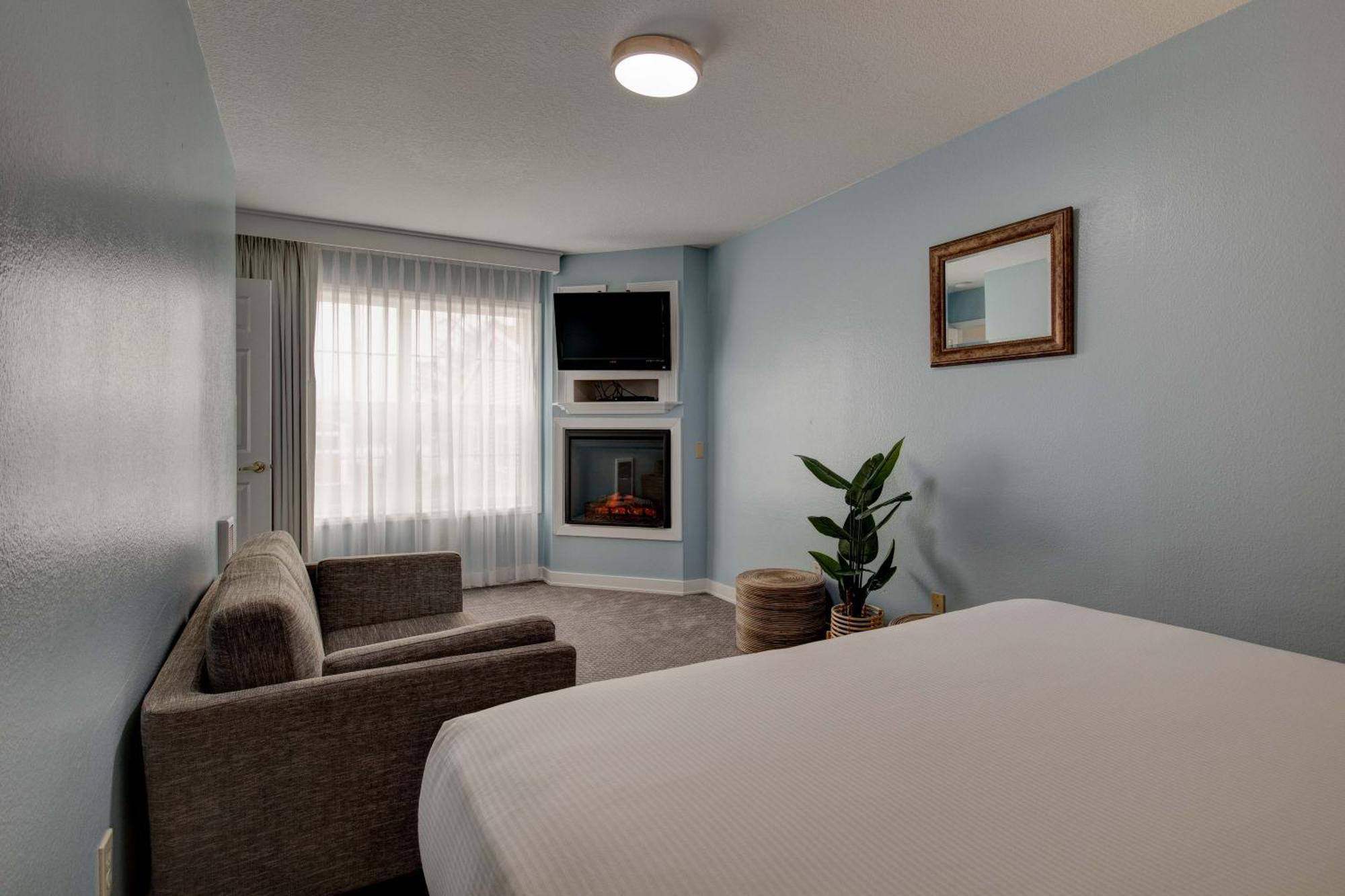 Inn Of The Four Winds Seaside Oceanfront Exterior photo